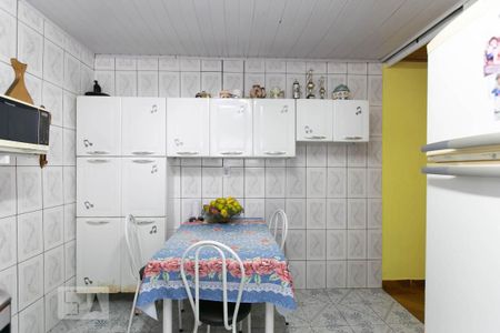 Casa à venda com 325m², 3 quartos e 8 vagas Casa à venda com 325m², 3 quartos e 8 vagasCozinha