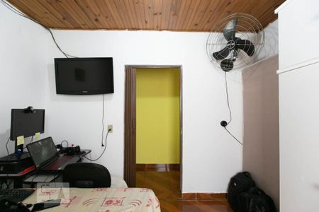 Casa à venda com 325m², 3 quartos e 8 vagas Casa à venda com 325m², 3 quartos e 8 vagasQuarto 2