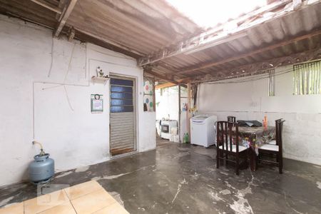 Casa à venda com 325m², 3 quartos e 8 vagas Casa à venda com 325m², 3 quartos e 8 vagasÁrea de Serviço