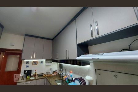 Cozinha de apartamento à venda com 3 quartos, 167m² em Higienópolis, São Paulo