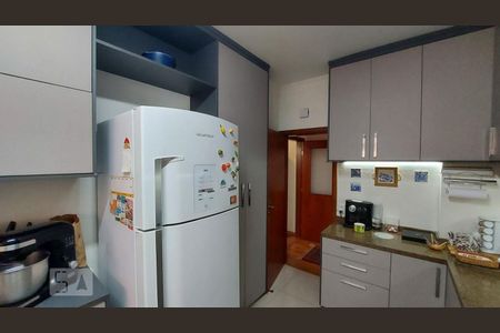 Apartamento à venda com 167m², 3 quartos e 1 vaga Apartamento à venda com 167m², 3 quartos e 1 vagaCozinha
