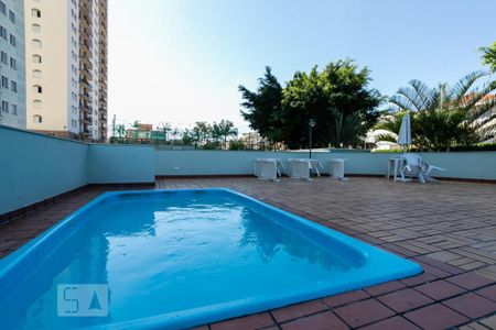 Apartamento para alugar com 80m², 3 quartos e 2 vagas Apartamento para alugar com 80m², 3 quartos e 2 vagasÁrea comum - Piscina