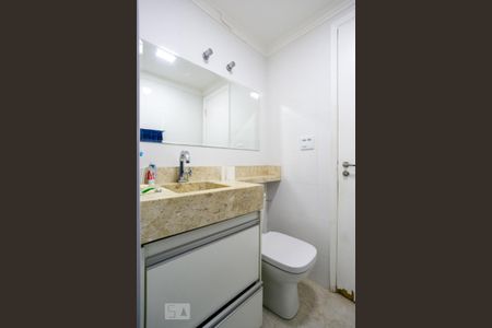 Apartamento para alugar com 80m², 3 quartos e 2 vagas Apartamento para alugar com 80m², 3 quartos e 2 vagasBanheiro