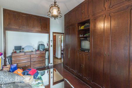 Casa à venda com 300m², 3 quartos e 2 vagasQuarto 3