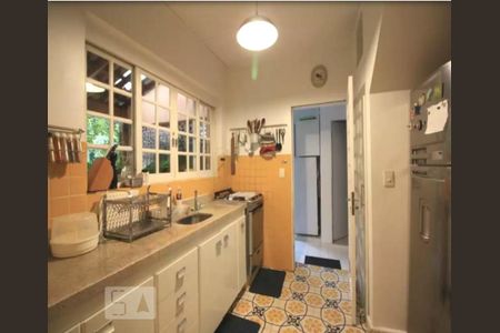 Casa à venda com 260m², 3 quartos e 2 vagasCozinha