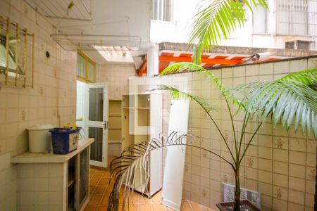 Apartamento à venda com 112m², 3 quartos e 1 vaga Apartamento à venda com 112m², 3 quartos e 1 vagaVaranda