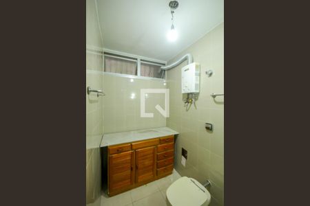 Apartamento à venda com 112m², 3 quartos e 1 vaga Apartamento à venda com 112m², 3 quartos e 1 vagaBanheiro social