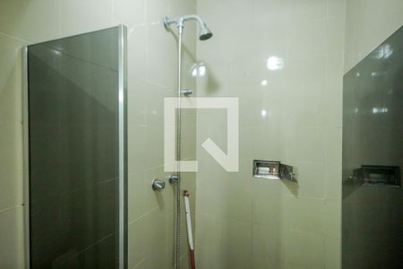 Apartamento à venda com 112m², 3 quartos e 1 vaga Apartamento à venda com 112m², 3 quartos e 1 vagaBanheiro social