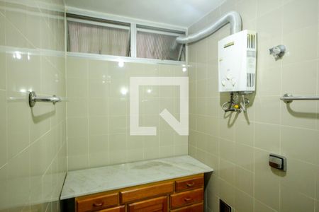 Apartamento à venda com 112m², 3 quartos e 1 vaga Apartamento à venda com 112m², 3 quartos e 1 vagaBanheiro social