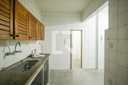 Apartamento à venda com 112m², 3 quartos e 1 vaga Apartamento à venda com 112m², 3 quartos e 1 vagaCozinha