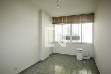 Apartamento à venda com 112m², 3 quartos e 1 vaga Apartamento à venda com 112m², 3 quartos e 1 vagaSala