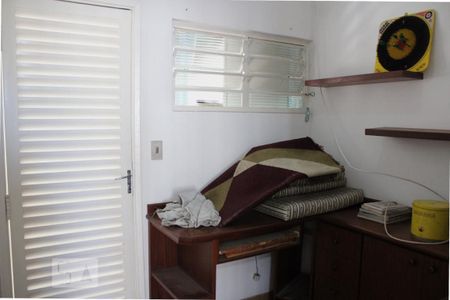 Casa à venda com 280m², 3 quartos e 5 vagasEscritório