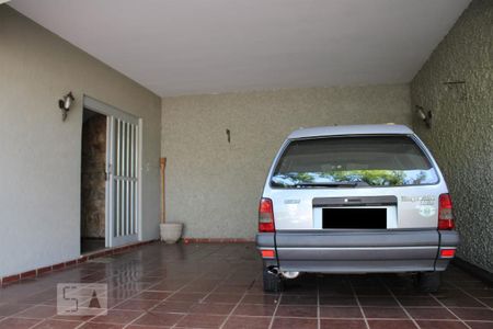 Casa à venda com 280m², 3 quartos e 5 vagasGaragem