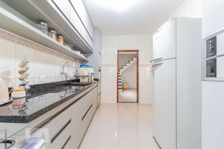 Casa à venda com 260m², 3 quartos e 3 vagasCozinha