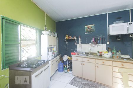 COZINHA de casa à venda com 3 quartos, 100m² em Jardim Carvalho, Porto Alegre
