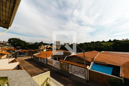 Casa à venda com 372m², 3 quartos e 4 vagasVista da Sacada
