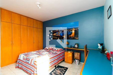 Casa à venda com 372m², 3 quartos e 4 vagasQuarto 2