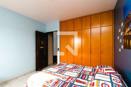 Casa à venda com 372m², 3 quartos e 4 vagasQuarto 2