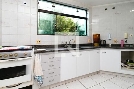 Casa à venda com 372m², 3 quartos e 4 vagasCozinha