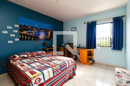 Casa à venda com 372m², 3 quartos e 4 vagasQuarto 2