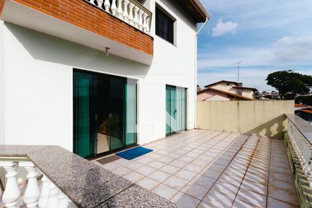 Varanda de casa à venda com 3 quartos, 372m² em Jardim São Vicente, Jundiaí