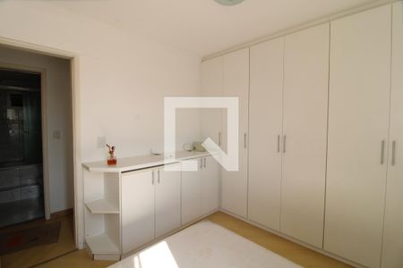 Quarto 1 de apartamento à venda com 2 quartos, 50m² em Vila Santana, São Paulo