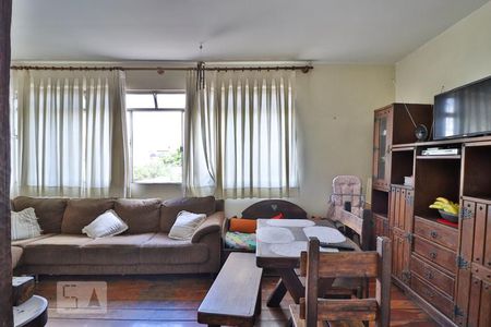 Sala de apartamento à venda com 3 quartos, 98m² em Serra, Belo Horizonte