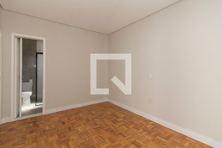 Casa para alugar com 350m², 4 quartos e 3 vagas Casa para alugar com 350m², 4 quartos e 3 vagasQuarto Suíte 2