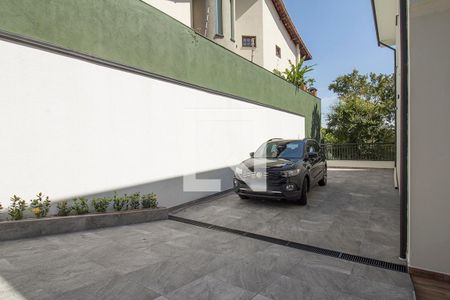 Casa para alugar com 350m², 4 quartos e 3 vagas Casa para alugar com 350m², 4 quartos e 3 vagasGaragem
