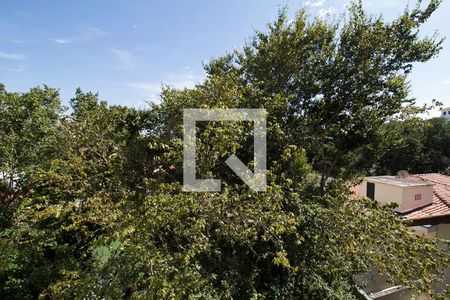 Casa para alugar com 350m², 4 quartos e 3 vagas Casa para alugar com 350m², 4 quartos e 3 vagasVista do Quarto Suíte 1