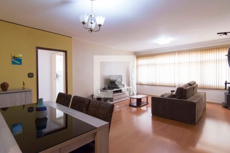 Apartamento à venda com 130m², 3 quartos e 1 vaga Apartamento à venda com 130m², 3 quartos e 1 vagaSala