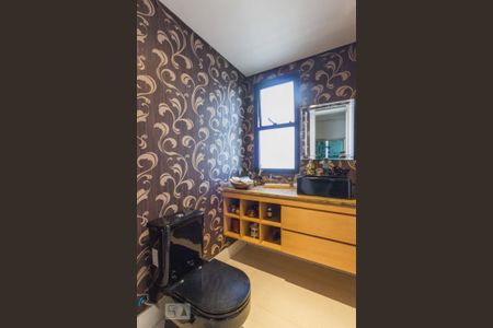 Apartamento à venda com 173m², 4 quartos e 3 vagasBanheiro Social