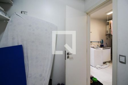 Apartamento à venda com 279m², 3 quartos e 4 vagasQuarto de Serviço