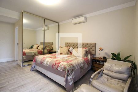 Apartamento à venda com 279m², 3 quartos e 4 vagasSuíte 1 