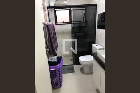 Casa à venda com 180m², 3 quartos e sem vaga Casa à venda com 180m², 3 quartos e sem vagaBanheiro 1