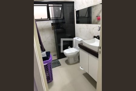 Casa à venda com 180m², 3 quartos e sem vaga Casa à venda com 180m², 3 quartos e sem vagaBanheiro 1