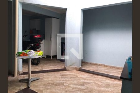 Casa à venda com 180m², 3 quartos e sem vaga Casa à venda com 180m², 3 quartos e sem vagaÁrea de Serviço