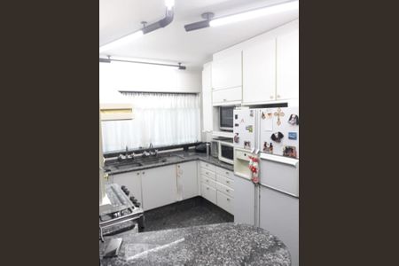 Casa à venda com 800m², 7 quartos e 6 vagasCozinha