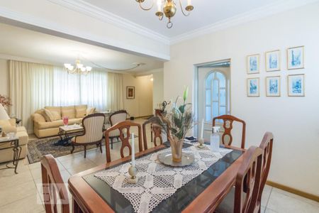 Apartamento à venda com 147m², 3 quartos e 1 vagaSala de Jantar