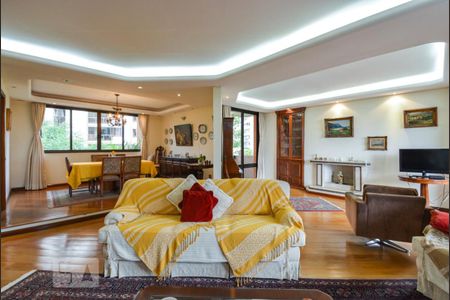 Apartamento à venda com 260m², 4 quartos e 4 vagas Apartamento à venda com 260m², 4 quartos e 4 vagasSala