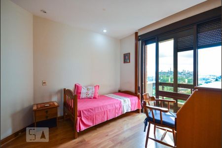 Apartamento à venda com 260m², 4 quartos e 4 vagas Apartamento à venda com 260m², 4 quartos e 4 vagasQuarto