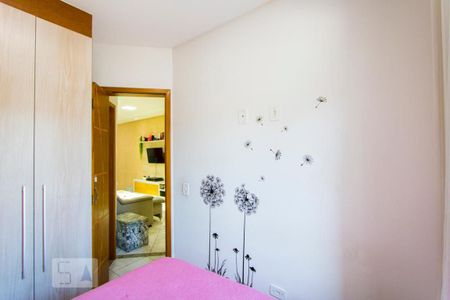 Quarto 1 de apartamento para alugar com 2 quartos, 42m² em Jardim Alvorada, Santo André