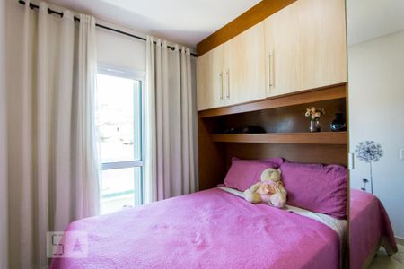 Quarto 1 de apartamento para alugar com 2 quartos, 42m² em Jardim Alvorada, Santo André