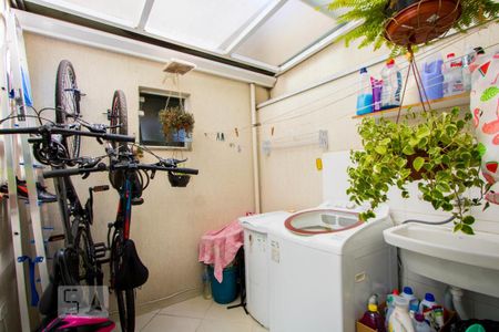 Apartamento para alugar com 42m², 2 quartos e 1 vaga Apartamento para alugar com 42m², 2 quartos e 1 vagaÁrea de serviço