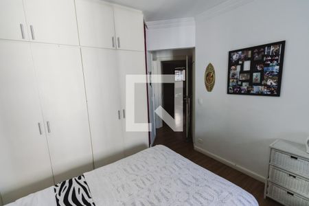 Apartamento à venda com 250m², 3 quartos e 4 vagas Apartamento à venda com 250m², 3 quartos e 4 vagasSuíte 2
