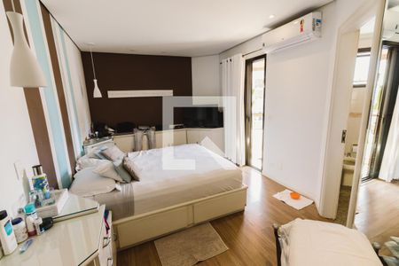 Apartamento à venda com 250m², 3 quartos e 4 vagas Apartamento à venda com 250m², 3 quartos e 4 vagasSuíte 1