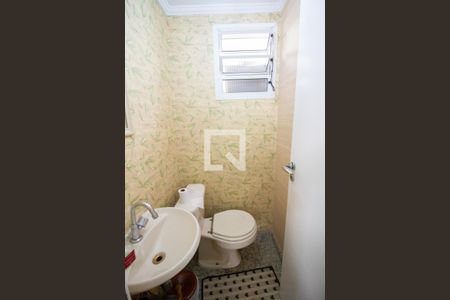 Casa à venda com 100m², 3 quartos e sem vagalavabo