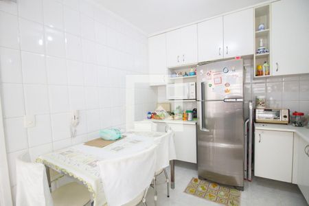 Casa à venda com 100m², 3 quartos e sem vagacozinha