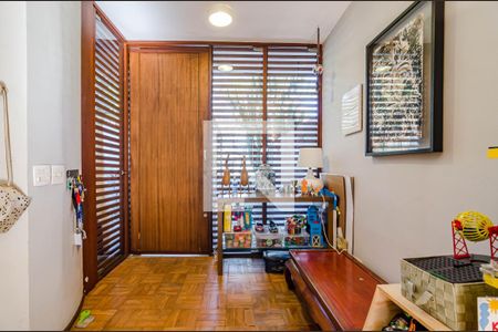 Casa à venda com 170m², 2 quartos e 1 vagaEntrada