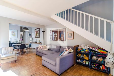 Sala de casa à venda com 2 quartos, 170m² em Vila Madalena, São Paulo